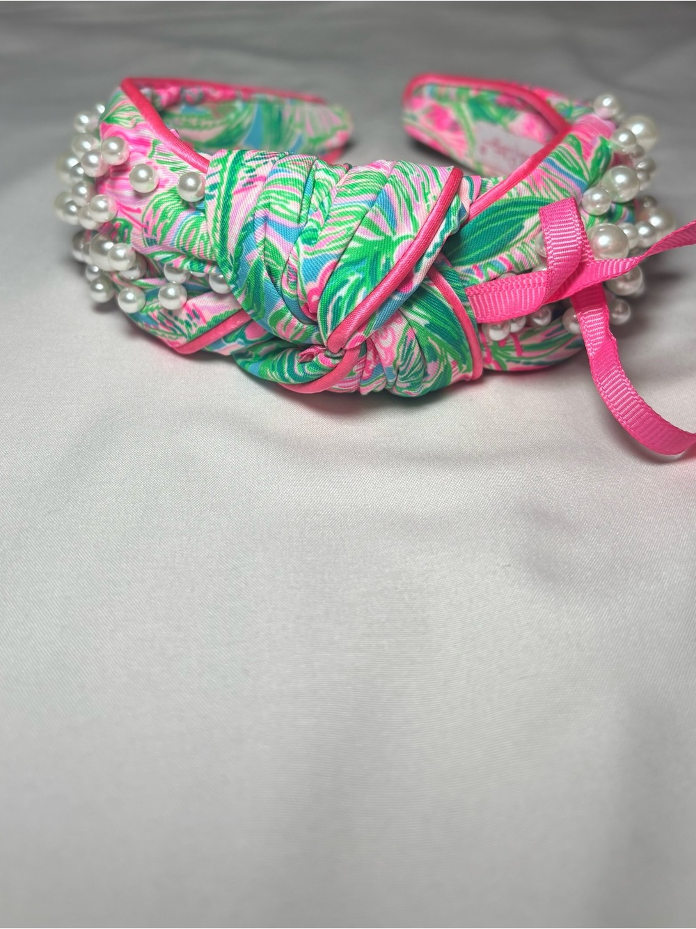 NWT Lilly Pulitzer Blue Horizon “Coming In Hot” Embellished Pearl Knot Headband - Picture 6 of 10